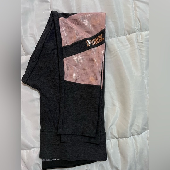 PINK Bundle - leggings and shirts!! - Picture 11 of 12